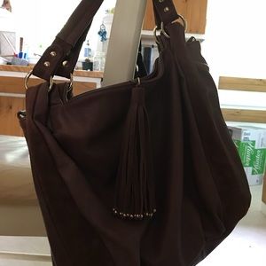 Vegan tote with two ways of carrying